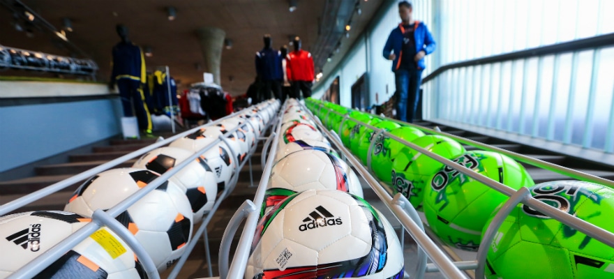 футбольный мяч